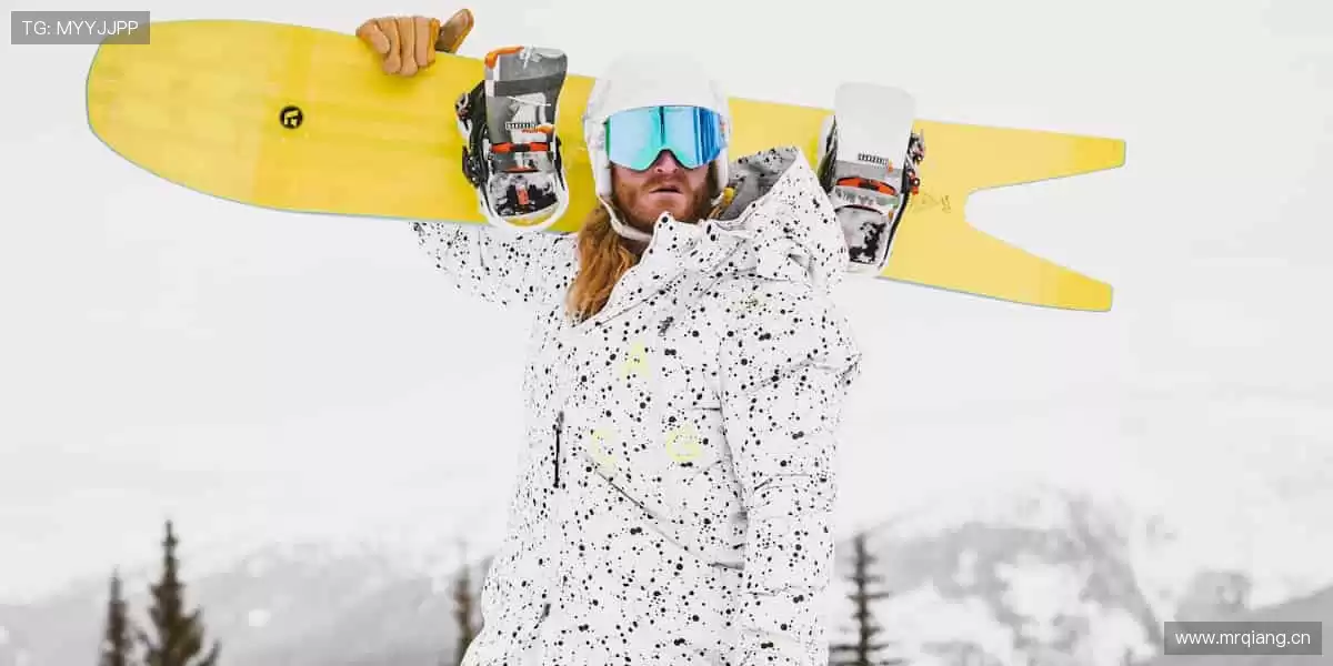 🛒周边好物,把热爱穿在身上、握在手里!🎁